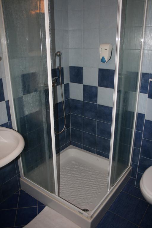 Guest House Klub Kovac Накло Номер фото